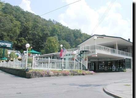 גטלינבורג Kingwood Inn מראה חיצוני תמונה